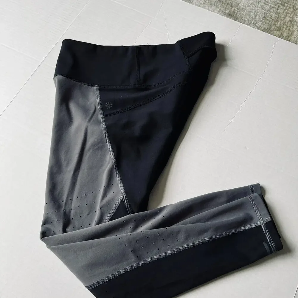 Athleta Sz S Colorblock Salutation Black Gray EXCELLENT